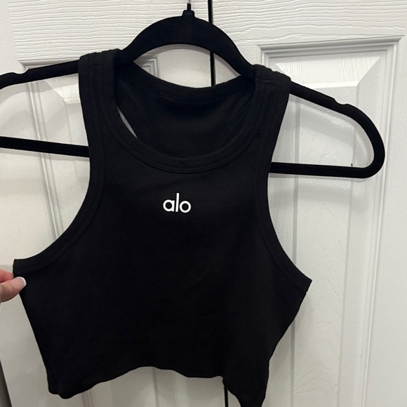 ALO Yoga Black Tank (medium) - Picture 1 of 1